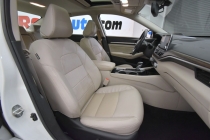 2020 Nissan Altima 2.5 SL AWD 4dr Sedan - photothumb 16
