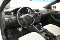 2016 Volkswagen Jetta 1.8T Sport 4dr Sedan 5M PZEV - photothumb 10