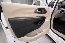2022 Chrysler Pacifica Touring L 4dr Mini Van - photothumb 12