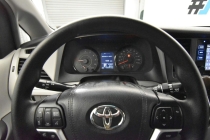 2017 Toyota Sienna LE 7 Passenger Auto Access Seat 4dr Mini Van - photothumb 27