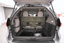 2017 Toyota Sienna LE 7 Passenger Auto Access Seat 4dr Mini Van - photothumb 36