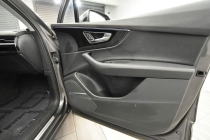2019 Audi Q7 quattro Prestige 55 TFSI AWD 4dr SUV - photothumb 18