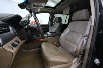 2015 Chevrolet Suburban LTZ 4x4 4dr SUV - photothumb 12