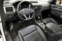 2021 Volkswagen Atlas Cross Sport V6 SE R Line 4Motion AWD 4dr SUV w/Technology - photothumb 11