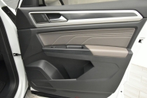 2021 Volkswagen Atlas Cross Sport V6 SE R Line 4Motion AWD 4dr SUV w/Technology - photothumb 18
