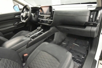 2022 Nissan Pathfinder SV AWD 4dr SUV - photothumb 16