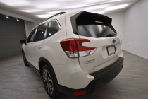 2020 Subaru Forester Limited AWD 4dr Crossover - photothumb 2