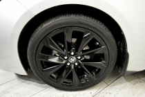 2022 Toyota Corolla Hatchback SE Nightshade Edition 4dr Hatchback - photothumb 9