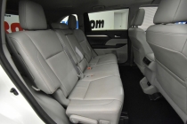 2015 Toyota Highlander XLE AWD 4dr SUV - photothumb 20