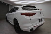 2018 Alfa Romeo Stelvio Sport AWD 4dr Crossover - photothumb 2