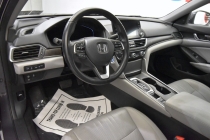 2019 Honda Accord Touring 4dr Sedan - photothumb 10