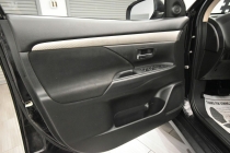 2018 Mitsubishi Outlander ES AWD 4dr SUV - photothumb 12
