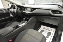 2018 Buick Regal Sportback Preferred 4dr Sportback - photothumb 15