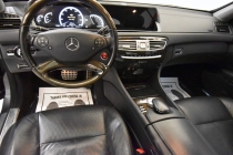 2011 Mercedes-Benz CL-Class CL 550 4MATIC AWD 2dr Coupe - photothumb 19