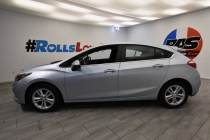 2017 Chevrolet Cruze LT Auto 4dr Hatchback - photothumb 1