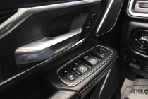 2019 RAM 1500 Laramie 4x4 4dr Crew Cab 5.6 ft. SB Pickup - photothumb 34