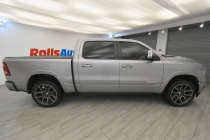 2019 RAM 1500 Laramie 4x4 4dr Crew Cab 5.6 ft. SB Pickup - photothumb 5