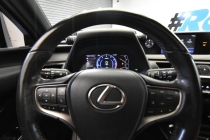 2019 Lexus UX 200 - photothumb 25