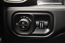 2021 RAM 1500 Limited 4x4 4dr Crew Cab 5.6 ft. SB Pickup - photothumb 32