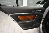 2013 Lincoln MKS Base AWD 4dr Sedan - photothumb 13