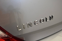 2013 Lincoln MKS Base AWD 4dr Sedan - photothumb 31