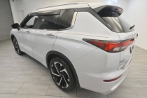 2022 Mitsubishi Outlander SEL - photothumb 2