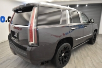2017 Cadillac Escalade Platinum 4x4 4dr SUV - photothumb 4