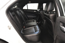2021 Chrysler 300 S V6 4dr Sedan - photothumb 16