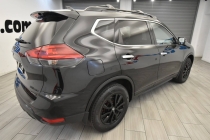 2018 Nissan Rogue SV AWD Midnight Edition - photothumb 4