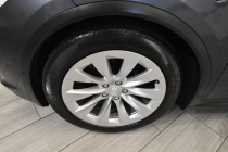 2018 Tesla Model X 75d - photothumb 8