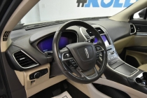 2020 Lincoln Nautilus Reserve AWD 4dr SUV - photothumb 10