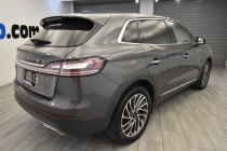 2020 Lincoln Nautilus Reserve AWD 4dr SUV - photothumb 4