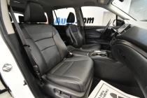 2021 Honda Pilot SE AWD 4dr SUV - photothumb 16