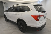 2021 Honda Pilot SE AWD 4dr SUV - photothumb 2