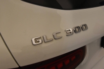 2022 Mercedes-Benz GLC GLC 300 4MATIC AWD 4dr SUV - photothumb 32