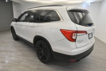 2021 Honda Pilot SE AWD 4dr SUV - photothumb 2