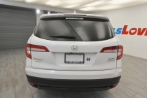 2021 Honda Pilot SE AWD 4dr SUV - photothumb 3
