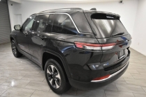 2023 Jeep Grand Cherokee 4XE - photothumb 2