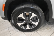 2023 Jeep Grand Cherokee 4XE - photothumb 8