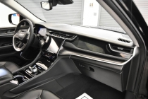 2023 Jeep Grand Cherokee 4XE - photothumb 14
