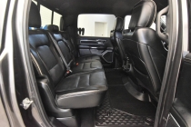 2020 RAM 1500 Laramie 4x4 4dr Crew Cab 5.6 ft. SB Pickup - photothumb 17