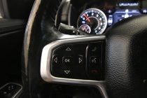 2020 RAM 1500 Laramie 4x4 4dr Crew Cab 5.6 ft. SB Pickup - photothumb 27