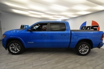 2022 RAM 1500 Laramie 4x4 4dr Crew Cab 5.6 ft. SB Pickup - photothumb 1