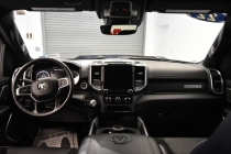 2022 RAM 1500 Laramie 4x4 4dr Crew Cab 5.6 ft. SB Pickup - photothumb 19