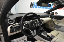 2019 Mercedes-Benz A-Class A 220 4MATIC AWD 4dr Sedan - photothumb 10