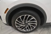 2019 Lincoln Nautilus Reserve AWD 4dr SUV - photothumb 8
