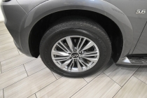 2018 Infiniti QX80 Base AWD 4dr SUV - photothumb 8