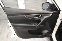 2018 Nissan Rogue SV AWD - photothumb 11