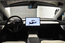 2022 Tesla Model Y Long Range AWD 4dr Crossover - photothumb 19
