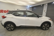 2020 Nissan Kicks SR 4dr Crossover - photothumb 5